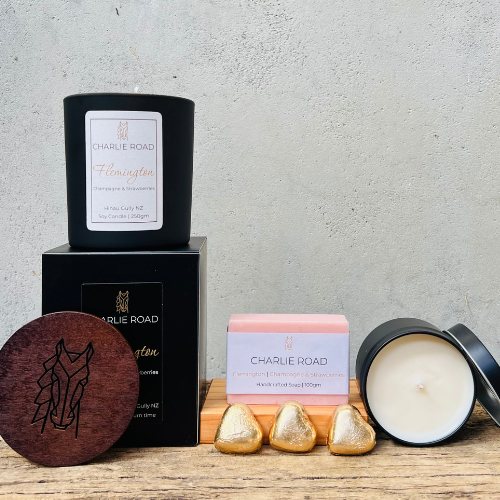 SIGNATURE Candle Gift Box