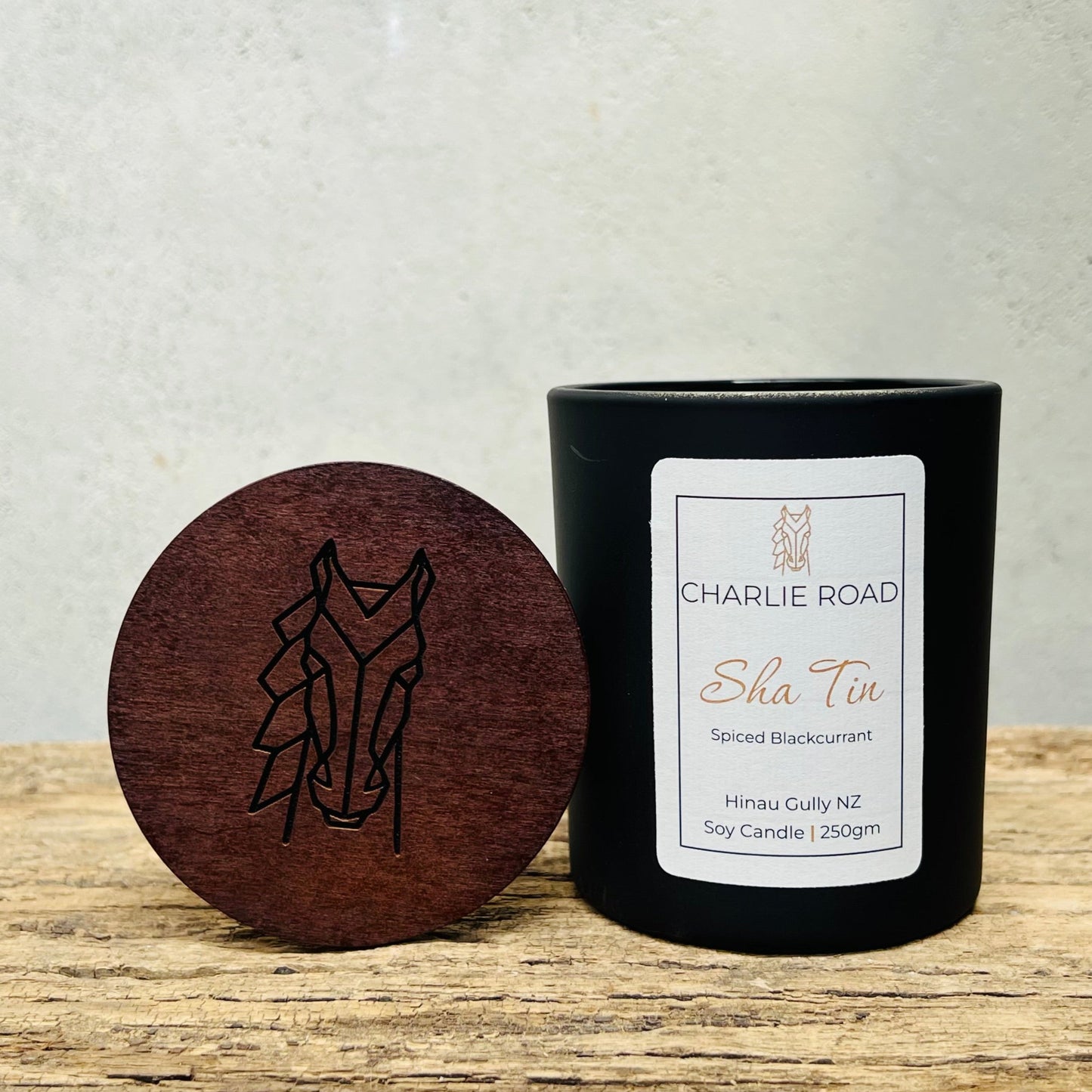 SHA TIN | Spiced Black Currant | Large Candle